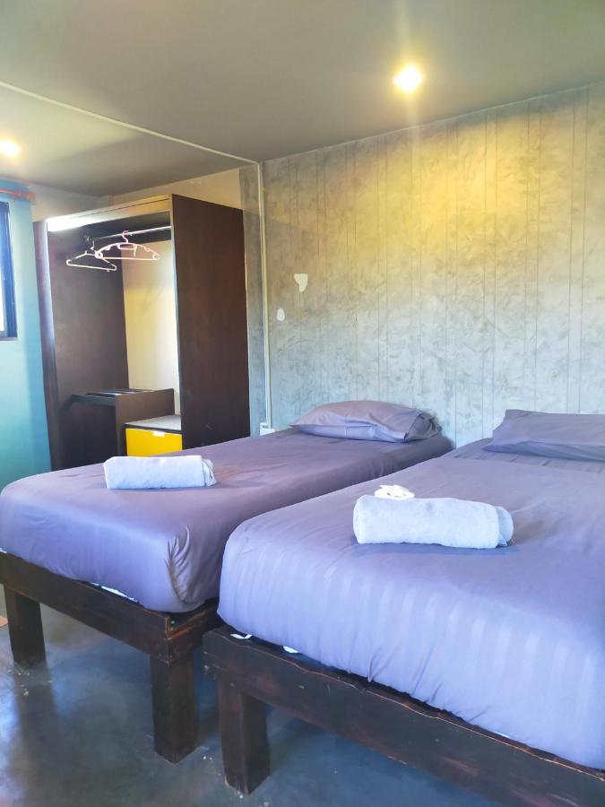 9 Hostel Chiang Mai Exterior photo