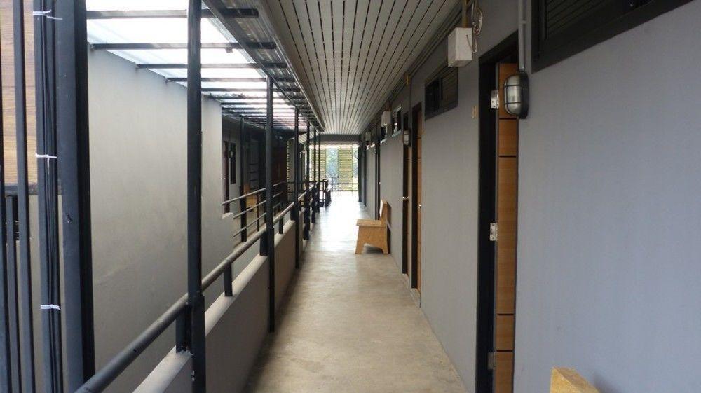 9 Hostel Chiang Mai Exterior photo