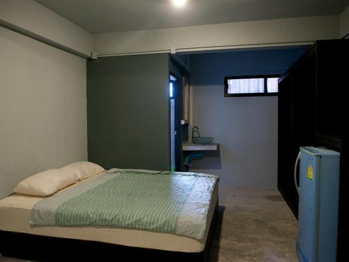 9 Hostel Chiang Mai Exterior photo