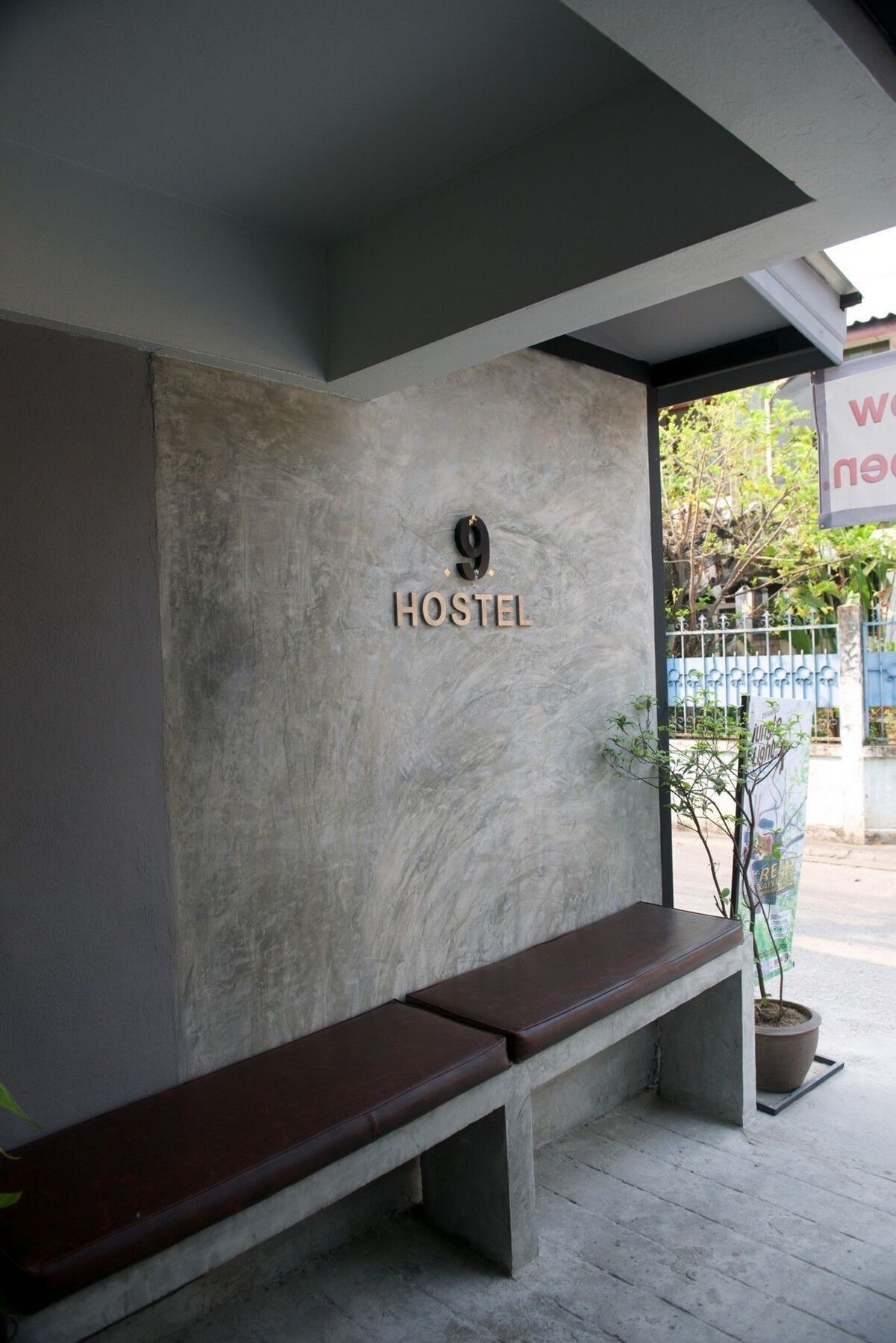 9 Hostel Chiang Mai Exterior photo