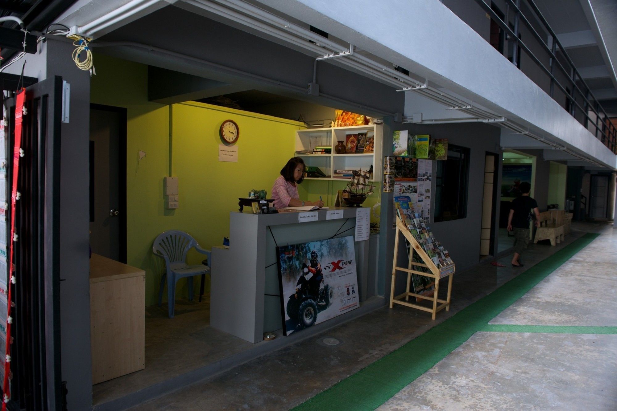 9 Hostel Chiang Mai Exterior photo